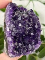 Amethyst Cluster / Cut Base mit Calcit Nr. 43a – Bild 2