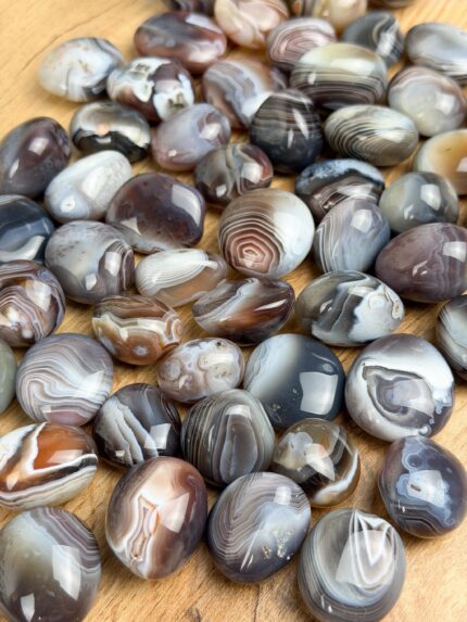 Highquality Botswana Achat Trommelstein